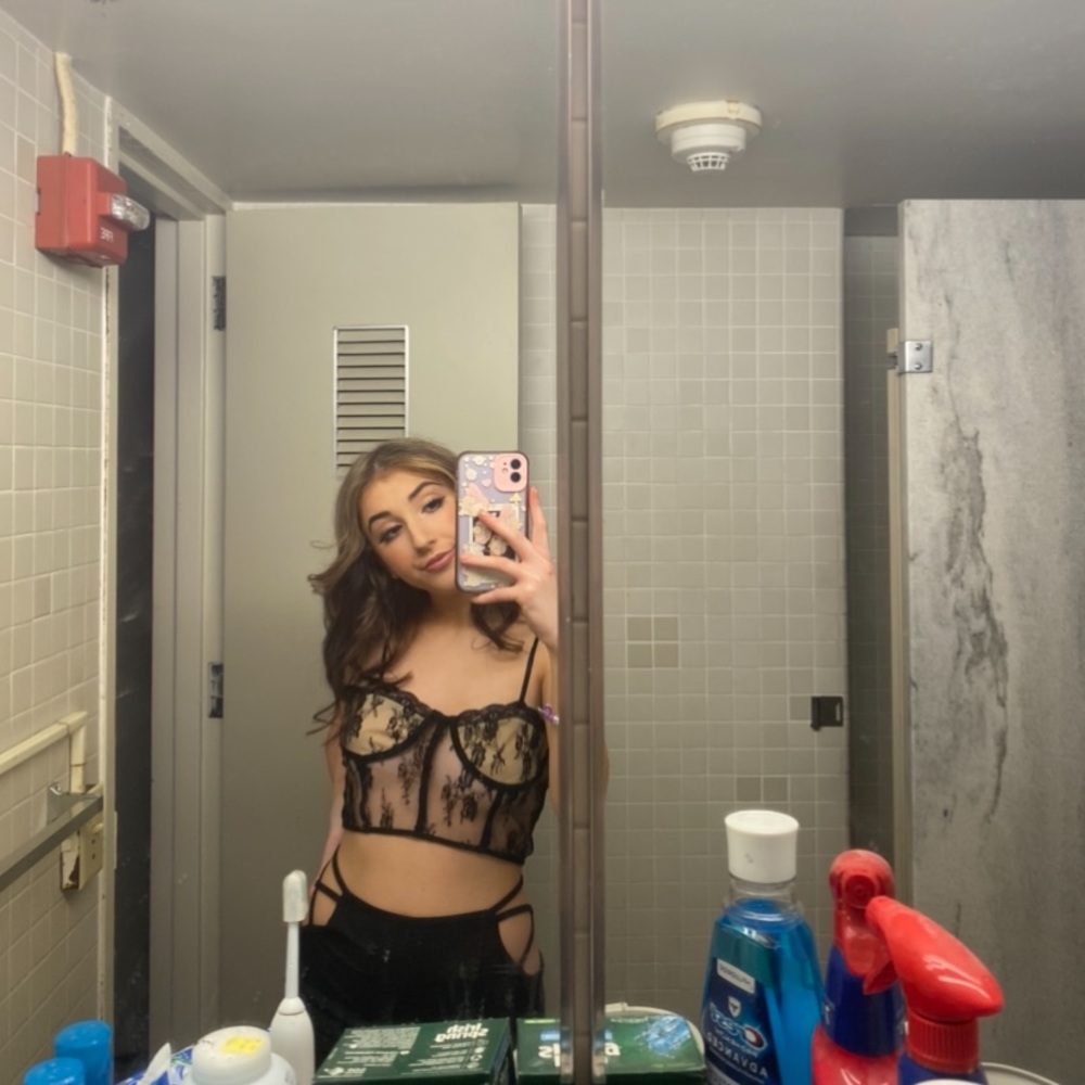 Shein going out top